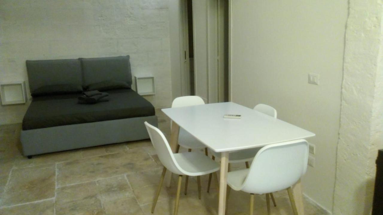 Bari Central Patio Apartment Екстериор снимка